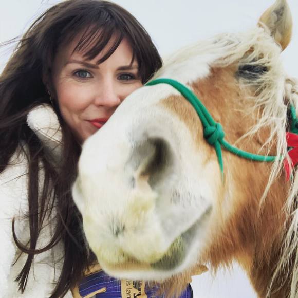 Meet your Posher, Alli - Picture 1 of 1